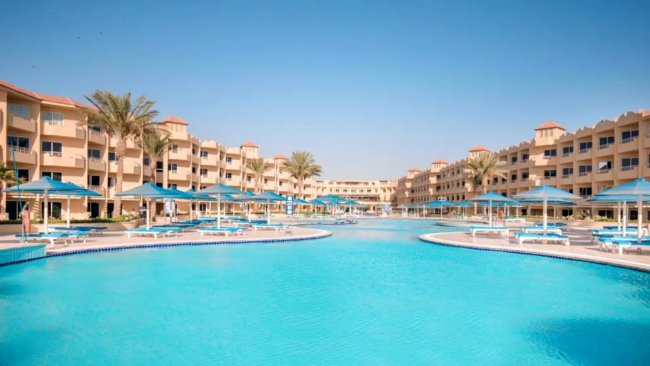 الفندق أمواج بيتش كلوب أبو سوما - سوما باي